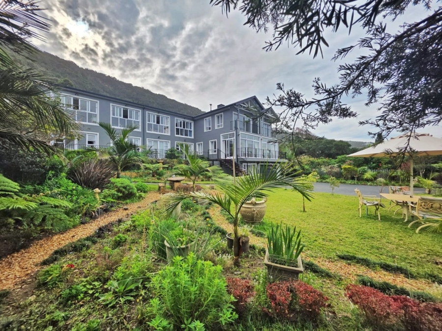 12 Bedroom Property for Sale in Wilderness Central Western Cape